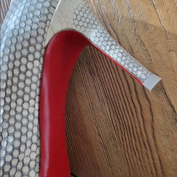 Christian louboutin heels - Picture 4 of 6